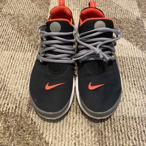 Nike Prestos